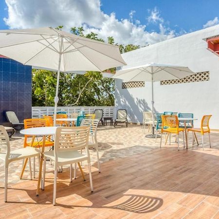 Capital Center Hotel Cancún Kültér fotó
